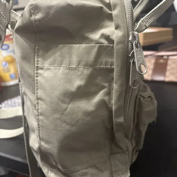 Fjallraven Kanken Mini Backpack Tan With Some Stains - Picture 4 of 9
